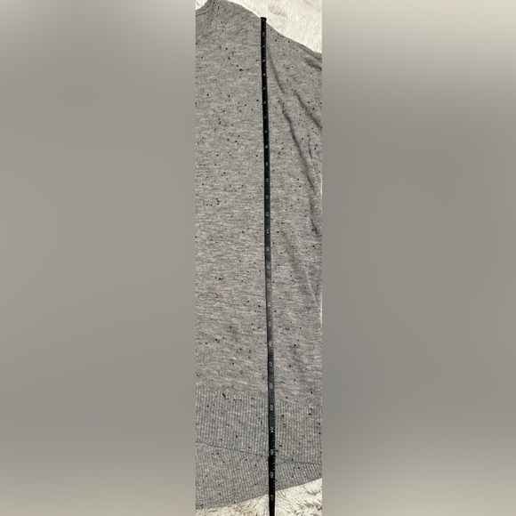 Lou & Grey Speckled Knit Cut Out Back Sweater - Picture 5 of 11